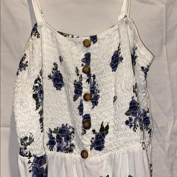 Blue floral romper - Picture 2 of 2